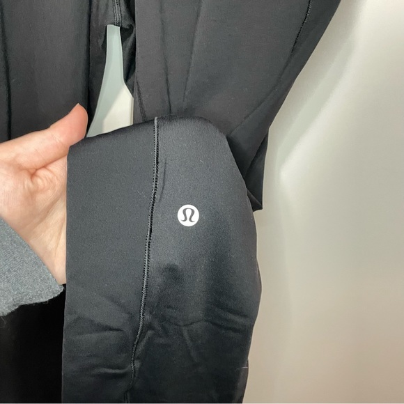 Lululemon Throwback Base Runner High-rise Jogger in Black - Picture 4 of 11